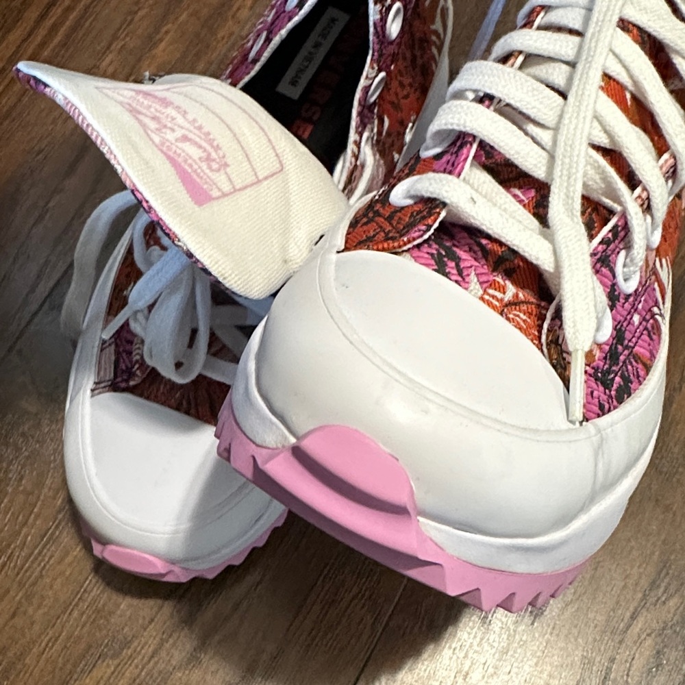 NWOT Unisex Converse Run Star Hike Tropical Floral Jungle Platform Hi Top Shoes - Picture 11 of 11